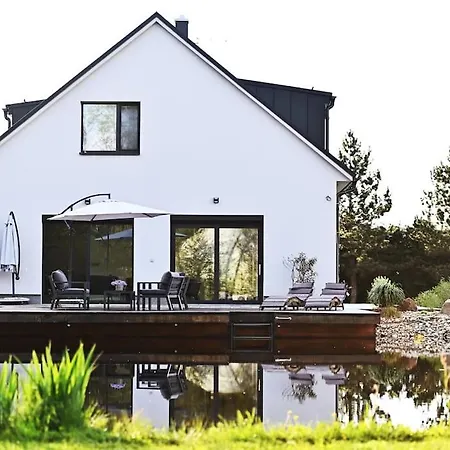 The House Hute49 *